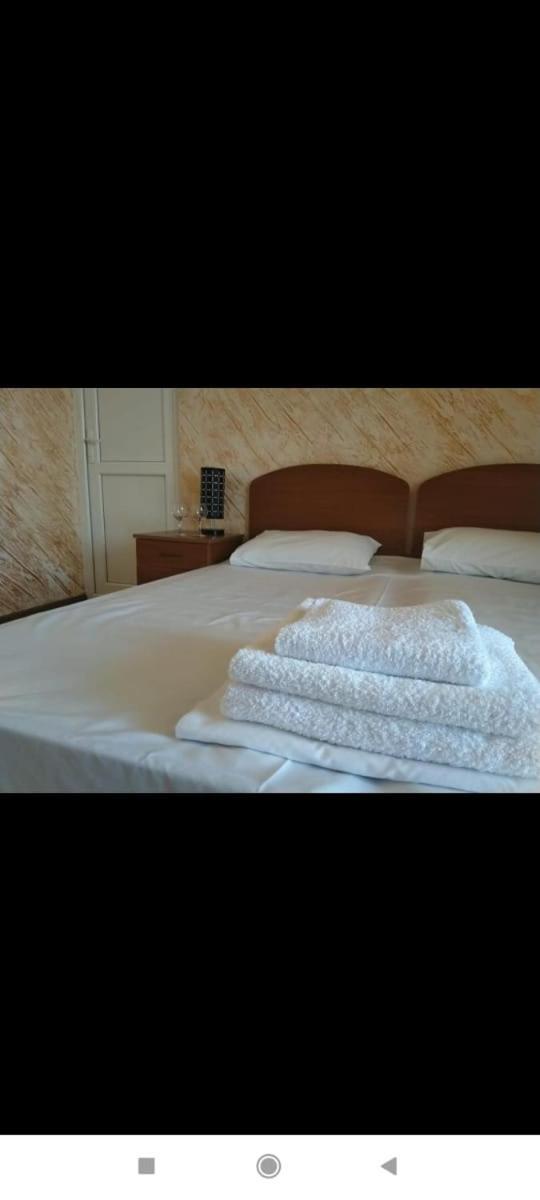 Geno Guest House クヴァリアティ 部屋 写真