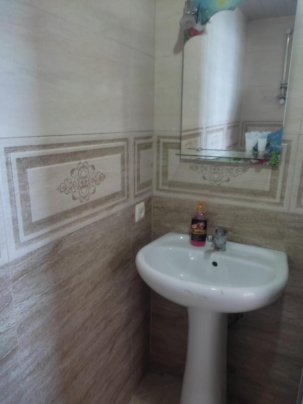 Geno Guest House クヴァリアティ 部屋 写真